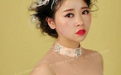 美女张开腿让我了一夜